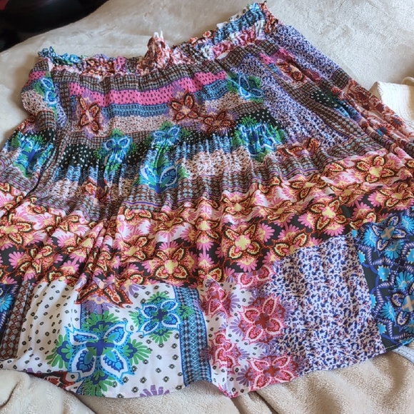 Sunny Leigh Dresses & Skirts - Sunny Leigh Multicolor patchwork Floral A-Line Skirt